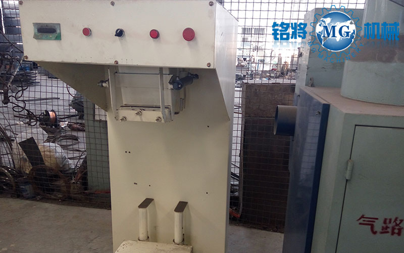 銘將機(jī)械分享噸袋包裝機(jī)的常見故障與解決方案 銘將機(jī)械分享噸袋包裝機(jī)的常見故障與解決方案