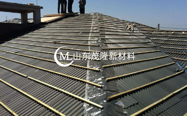 《上海工程公司連徐項(xiàng)目》復(fù)合土工膜、波形防排水板施工