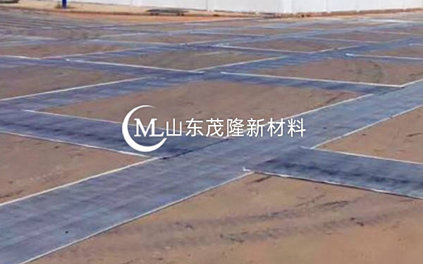 《莒南項(xiàng)目》土工布、抗裂貼施工
