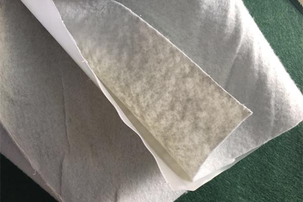 探秘復(fù)合土工膜的生產(chǎn)工藝  第2張
