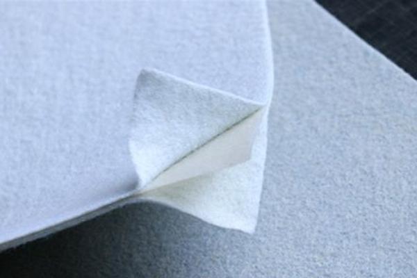 復(fù)合土工膜常見的規(guī)格型號有哪些呢？  第1張